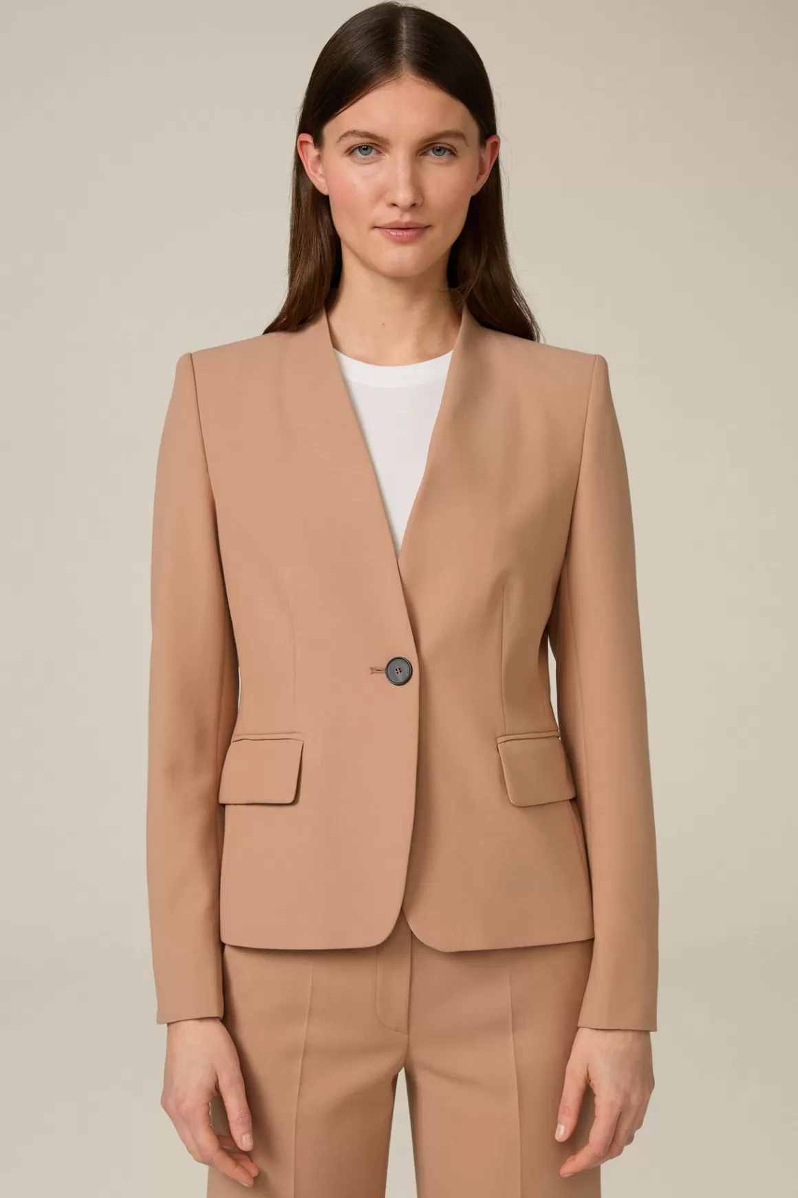 Crepe Blazer In Camel<Windsor Outlet