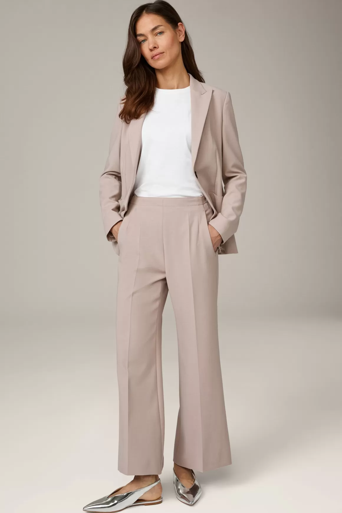 Crepe Blazer In Taupe<Windsor Best