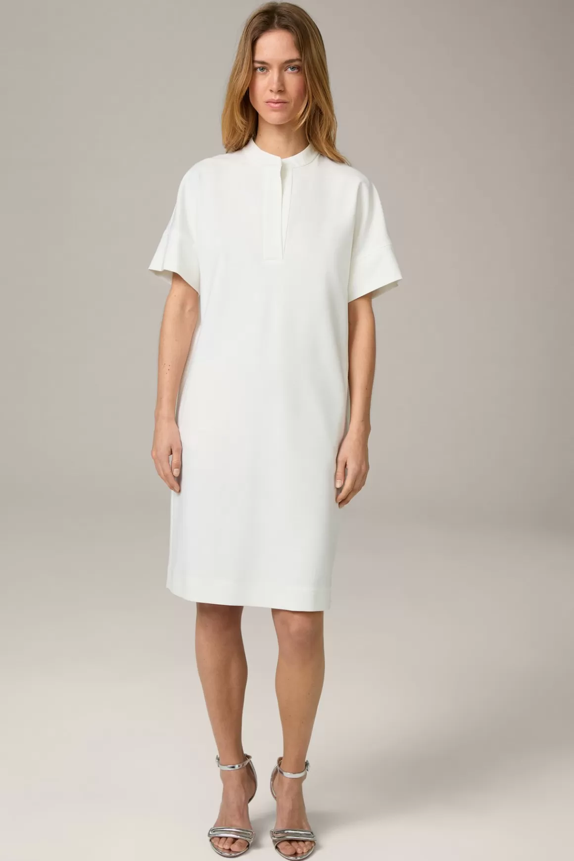 Crepe Egg-Shaped Dress In Ecru<Windsor New