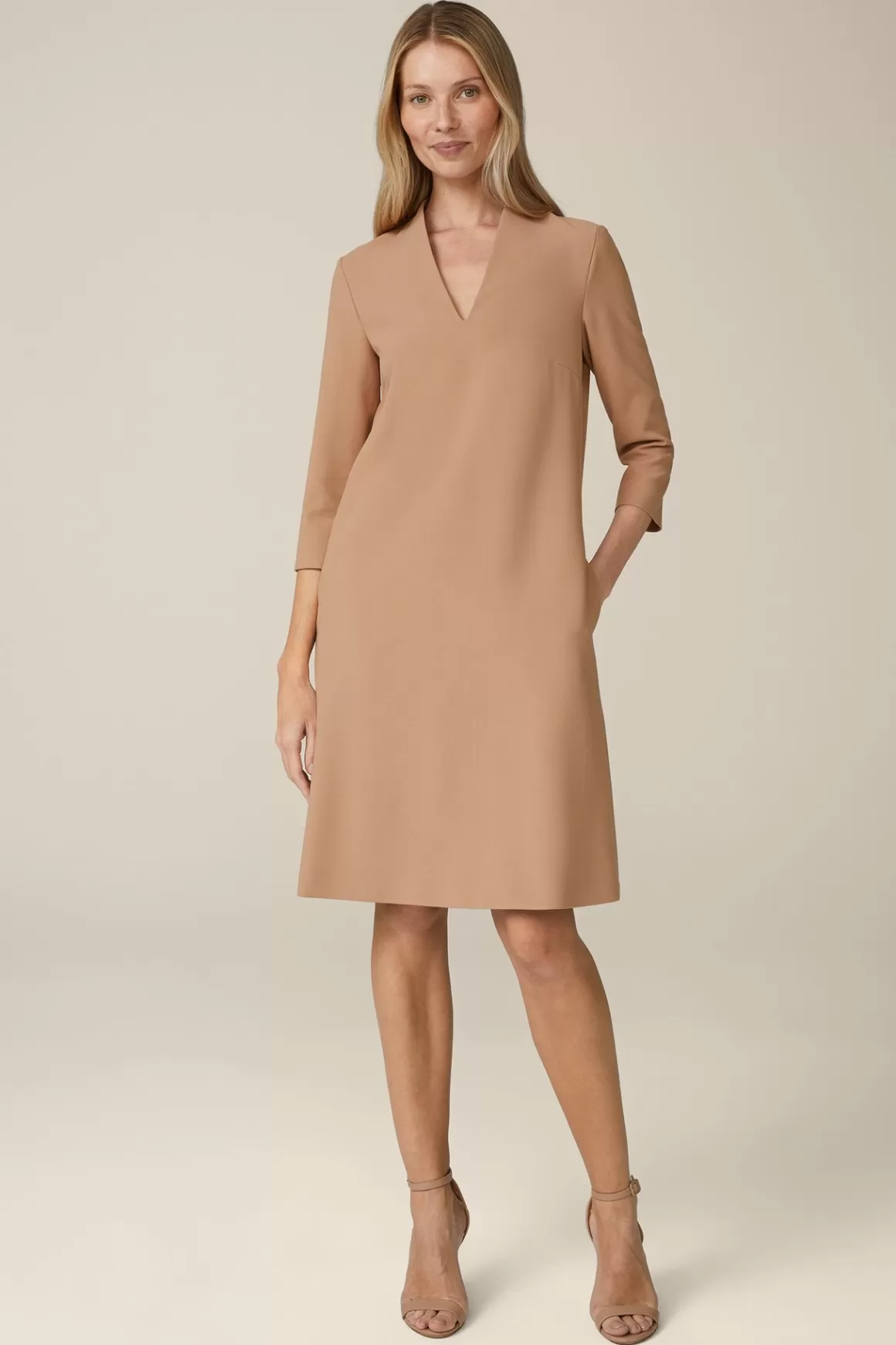 Crepe Shift Dress In Camel<Windsor Store