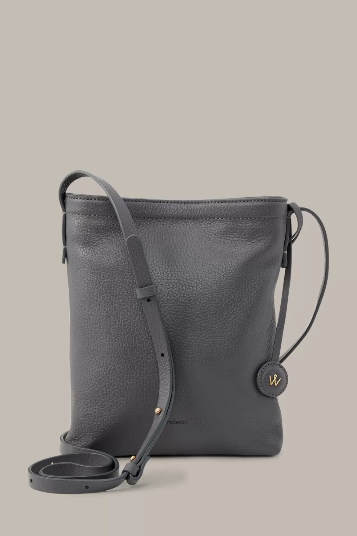 Crossbody Bag In Nappa Leather In Grey<Windsor New