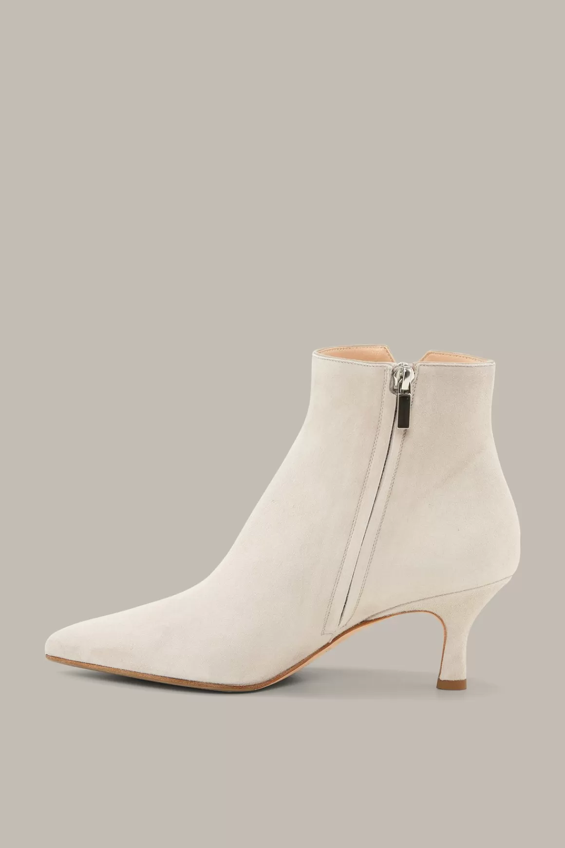 Goatskin Suede Ankle Boot By Unutzer In Beige<Windsor Shop